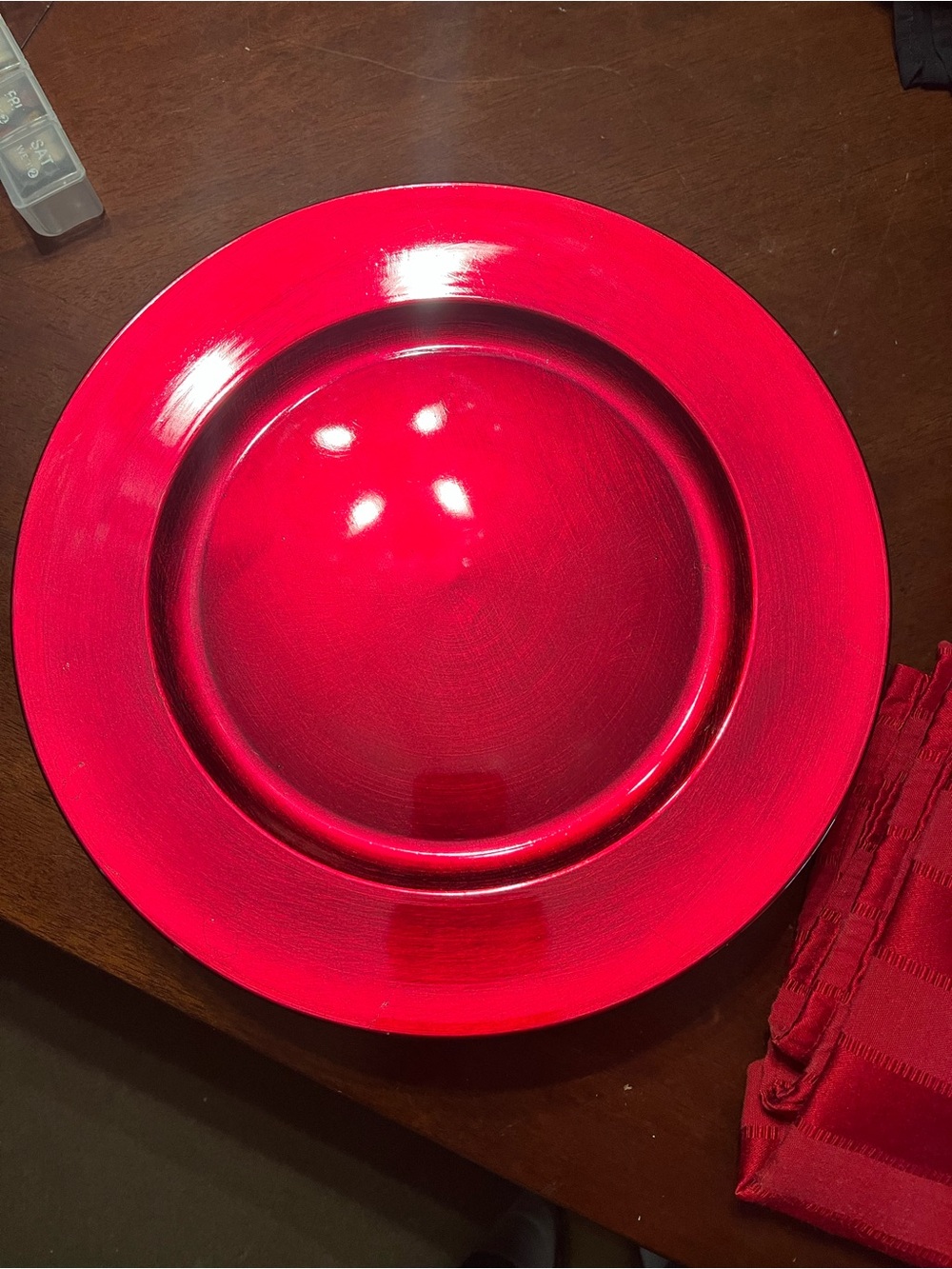 10 - Ashland Red Decorative Charger Plate